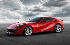 F12的继任者史上最强V12 法拉利812 Superfast